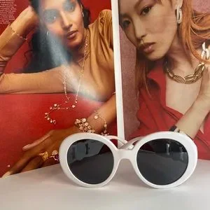 New - VERSACE Dark Gray Round Ladies Sunglasses
VE4414 314/87 55 Versace Dark Gray Round Ladies Sunglasses VE4414 314 87 55  main image 3